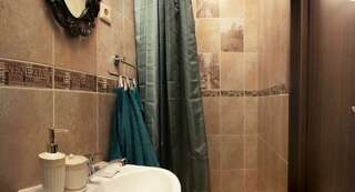 Мини-отель  Аджио Уфа Номер комфорт с 1 двуспальной кроватью-2