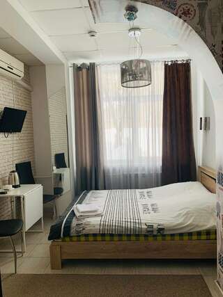 Мини-отель  Аджио Уфа Стандартный двухместный номер с 1 кроватью-1